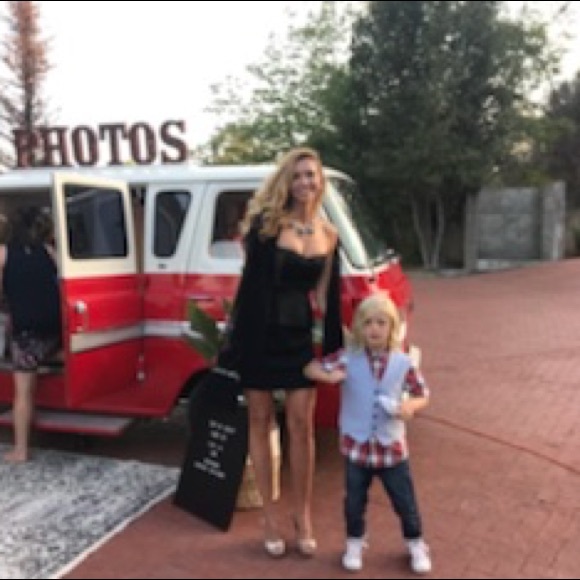 Meet your Posher, Joanna - Picture 4 of 6